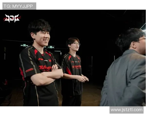 JDG战队在DOTA2比赛中的节奏掌控与失误分析